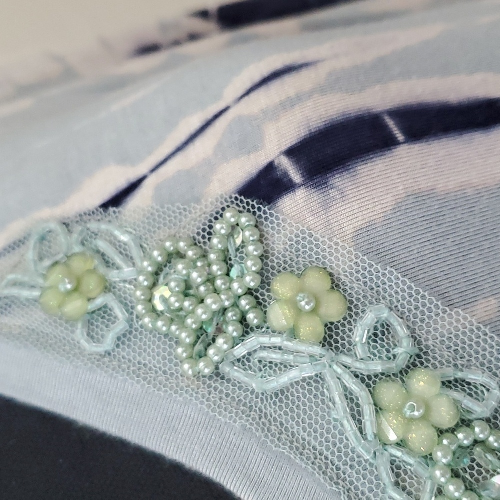 Tunic - Picture 6 of 9